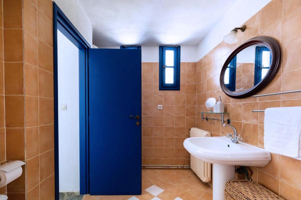 Traditional Village House On Kea Milopótamos エクステリア 写真