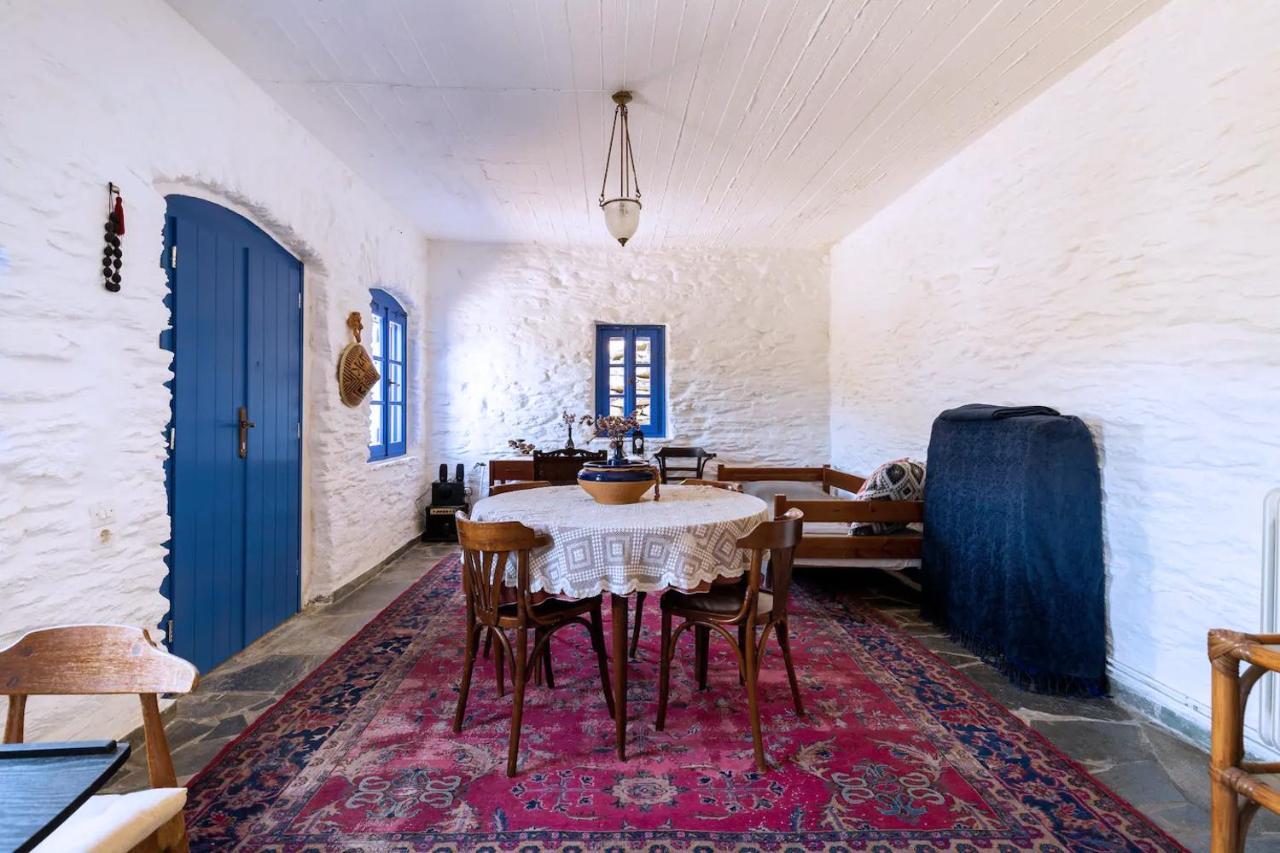 Traditional Village House On Kea Milopótamos エクステリア 写真